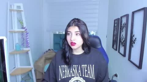 Snapshot of bloom_flower1 chatting on December 14, 2:50 am bloom_flower1 online show from December 14, 2:50 am