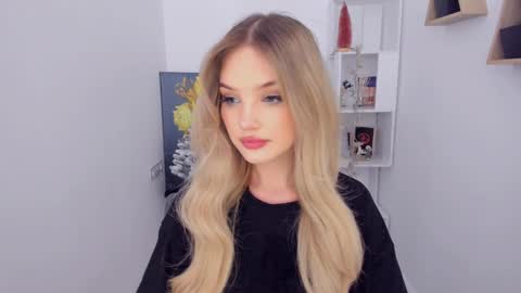 Sophia online show from December 13, 6:59 pm