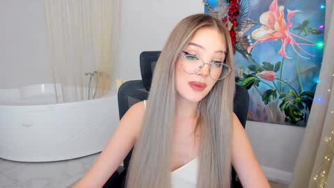 Sophia online show from December 27, 12:07 am