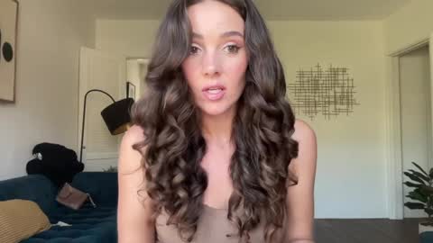 Emma Bloom online show from November 7, 9:59 pm