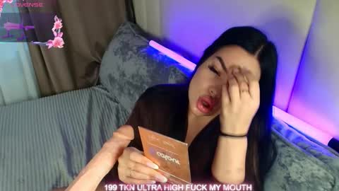 Snapshot of blowjob_queeny chatting on September 9, 6:24 am Welcome guysMy name KatePVT its Open online show from September 9, 6:24 am