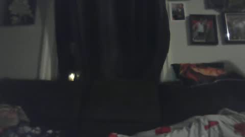 Snapshot of blowme19866 chatting on February 4, 7:07 am blowme19866 online show from February 4, 7:07 am