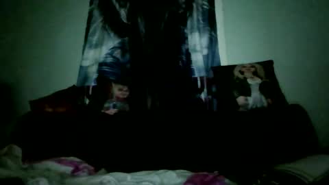 Snapshot of blowme19866 chatting on March 5, 1:01 am blowme19866 online show from March 5, 1:01 am