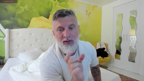 Nico online show from March 25, 1:06 pm