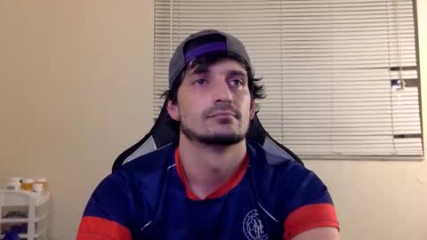 Snapshot of bls123 chatting on October 28, 8:18 am bls123 online show from October 28, 8:18 am