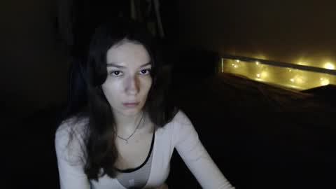 blue__velvet_ online show from June 8, 9:09 am