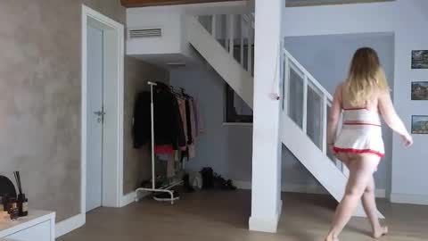 blue_angel_sweet online show from October 8, 4:21 am