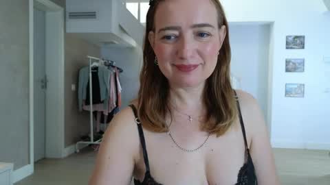 blue_angel_sweet online show from June 4, 4:29 am