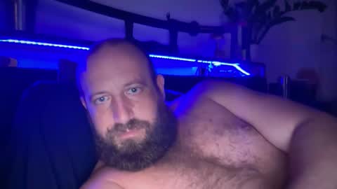 Snapshot of blue_eyes247 chatting on May 27, 2:30 am blue_eyes247 online show from May 27, 2:30 am