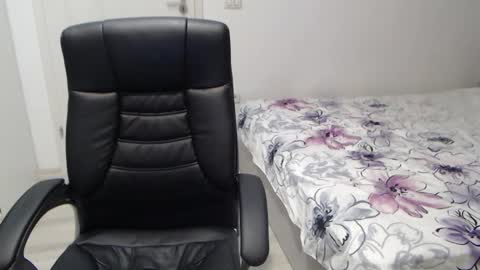 Juliet online show from January 12, 5:29 pm