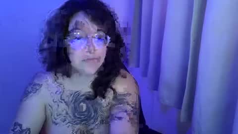 blue_liz online show from October 16, 7:26 pm