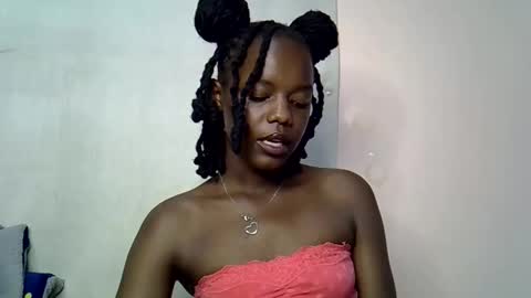 Snapshot of blue_savagee chatting on October 18, 7:36 pm blue_savagee online show from October 18, 7:36 pm