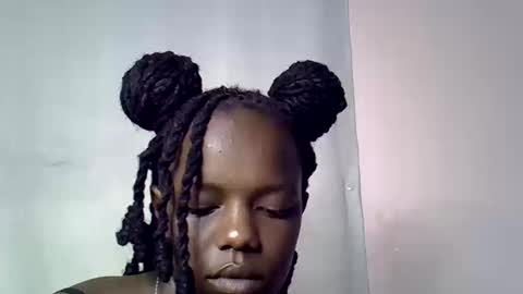 Snapshot of blue_savagee chatting on October 20, 9:37 pm blue_savagee online show from October 20, 9:37 pm