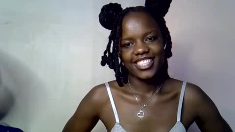 Snapshot of blue_savagee chatting on October 24, 6:04 pm blue_savagee online show from October 24, 6:04 pm