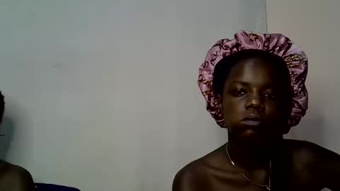 Snapshot of blue_savagee chatting on October 30, 6:52 pm blue_savagee online show from October 30, 6:52 pm