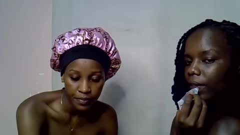Snapshot of blue_savagee chatting on November 6, 7:59 pm blue_savagee online show from November 6, 7:59 pm