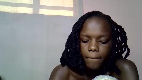 Snapshot of blue_savagee chatting on November 14, 5:50 am blue_savagee online show from November 14, 5:50 am