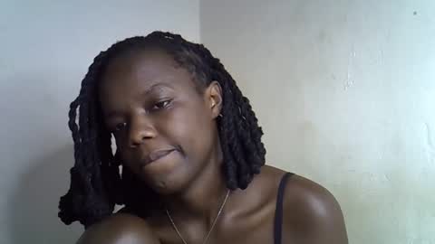 Snapshot of blue_savagee chatting on November 28, 12:52 pm blue_savagee online show from November 28, 12:52 pm