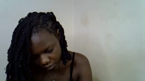 Snapshot of blue_savagee chatting on December 2, 9:47 am blue_savagee online show from December 2, 9:47 am