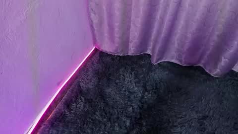 Snapshot of blue_sky18 chatting on November 29, 3:42 am hanna online show from November 29, 3:42 am