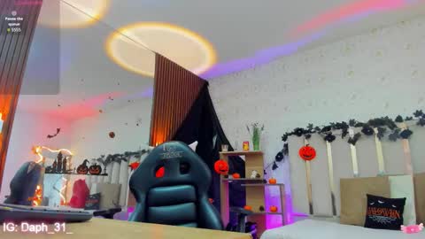 blue_tay1 online show from October 20, 11:21 am