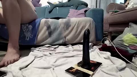 bluealpakka online show from March 8, 4:00 pm