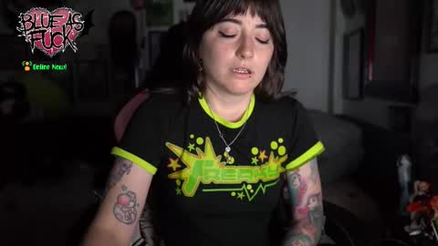 Blue online show from November 12, 1:39 am