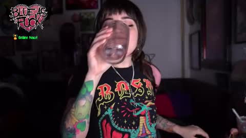 Blue online show from January 16, 3:32 am