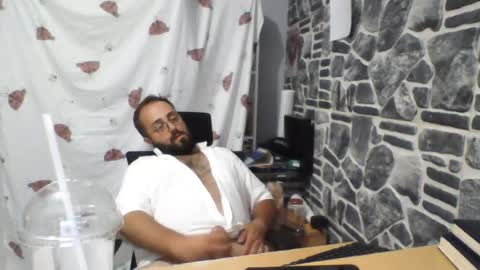 Snapshot of blueb7900 chatting on July 29, 12:20 am blueb7900 online show from July 29, 12:20 am
