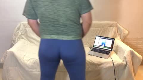 Snapshot of bluecheek chatting on August 6, 7:49 pm bluecheek online show from August 6, 7:49 pm
