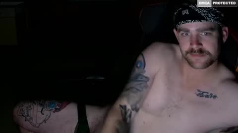 Snapshot of bluecollarjock_ chatting on October 17, 6:16 am BC Jock online show from October 17, 6:16 am