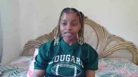 Tee online show from January 5, 1:58 pm