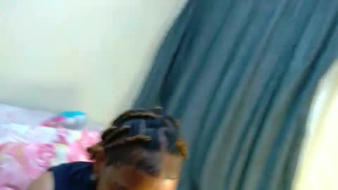 Snapshot of bluedi622952 chatting on April 14, 8:59 pm Tee online show from April 14, 8:59 pm