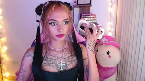 Im Abril .. Nice to meet you  thumb up me please its important  INDEPENDENT MODEL online show from September 14, 3:05 am