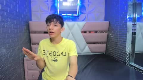 Snapshot of blueestar03 chatting on December 14, 1:05 pm blueestar03 online show from December 14, 1:05 pm