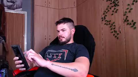 blueeyeboy0 online show from June 17, 9:01 am
