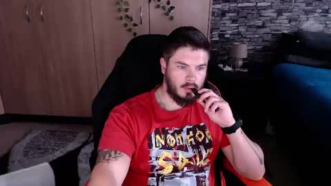 blueeyeboy0 online show from July 8, 12:09 pm