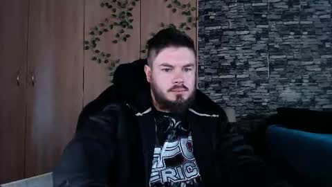 blueeyeboy0 online show from July 16, 7:47 am