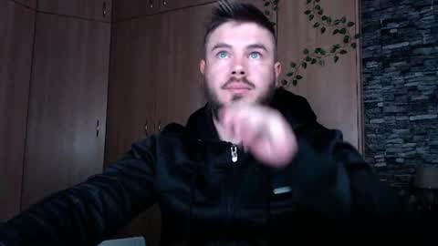 blueeyeboy0 online show from August 4, 8:17 am