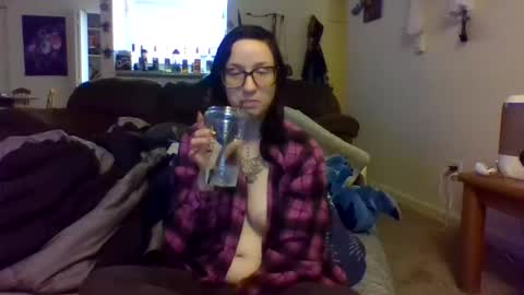 Blueeyedbeauty online show from November 7, 12:21 am