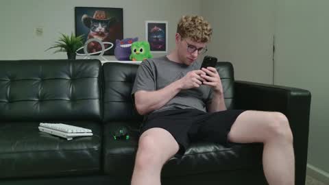 blueeyedtallguy online show from September 26, 10:47 pm