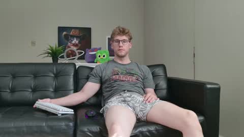 blueeyedtallguy online show from September 28, 8:25 pm