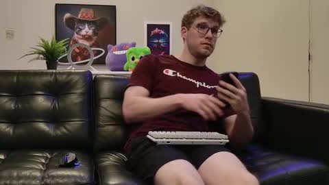 blueeyedtallguy online show from September 30, 12:48 am