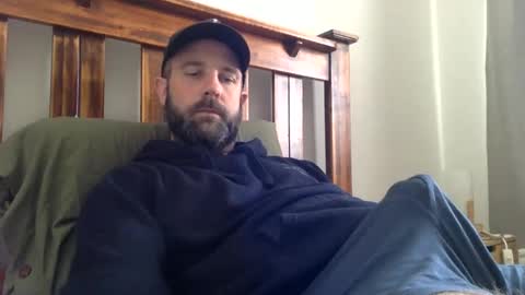 blueeyes705 online show from December 4, 5:05 am