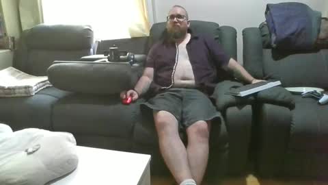 Snapshot of bluefan6 chatting on February 4, 11:06 pm bluefan6 online show from February 4, 11:06 pm