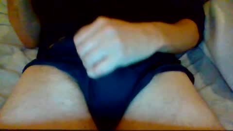 Snapshot of bluegum00 chatting on October 30, 11:22 am bluegum00 online show from October 30, 11:22 am