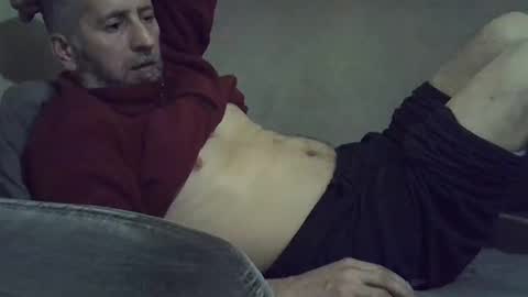 Snapshot of bluehot59 chatting on December 29, 2:31 pm blue online show from December 29, 2:31 pm