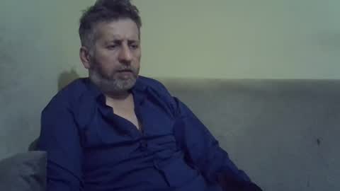 Snapshot of bluehot59 chatting on January 4, 9:41 pm blue online show from January 4, 9:41 pm