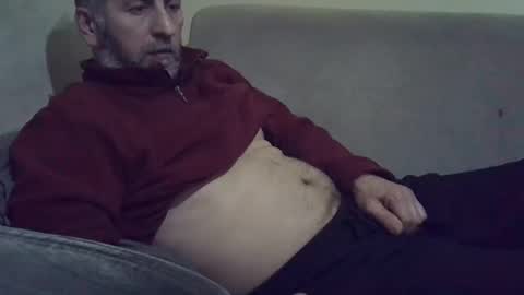 Snapshot of bluehot59 chatting on January 5, 4:48 pm blue online show from January 5, 4:48 pm