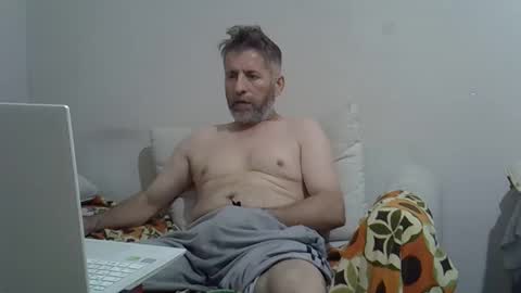 Snapshot of bluehot59 chatting on September 13, 8:19 pm blue online show from September 13, 8:19 pm